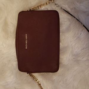 Burgundy Michael kors jetset crossbody